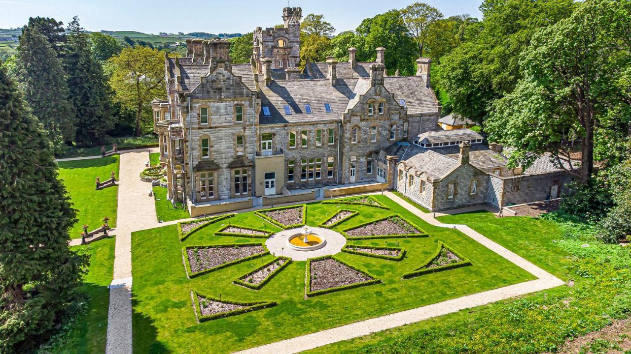 The Violet Suite Stone Cross Mansion Улверстон Экстерьер фото